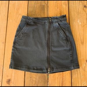 American Eagle mini skirt